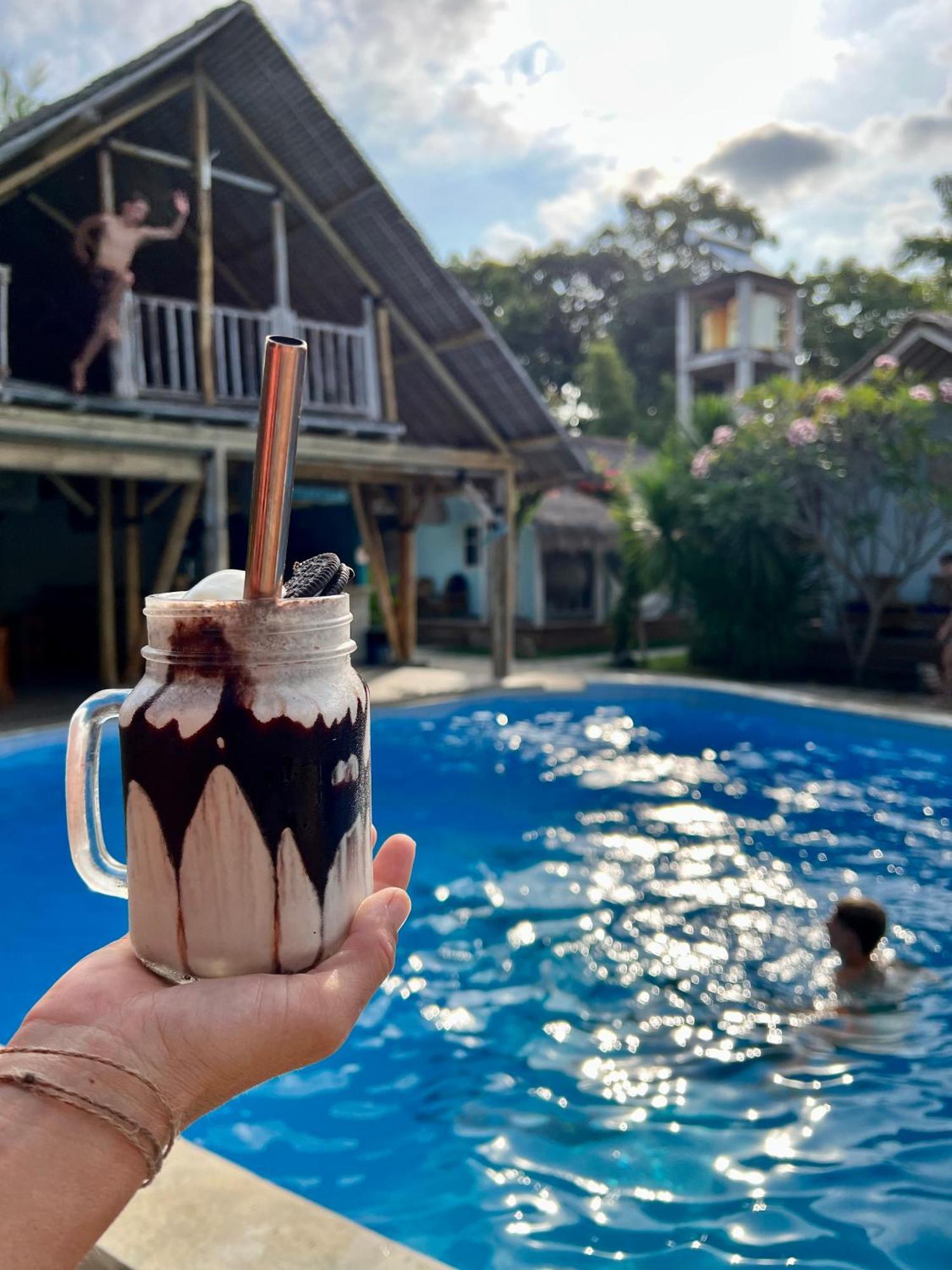 Captain Goodtimes Hotel