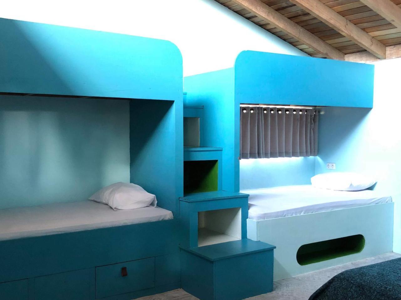 Captain Goodtimes Hotel